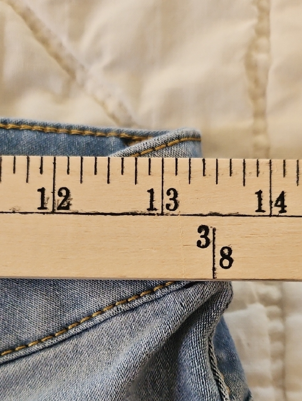 Between Us Light Wash Skinny Jeans - Size 9 - Picture 3 of 7